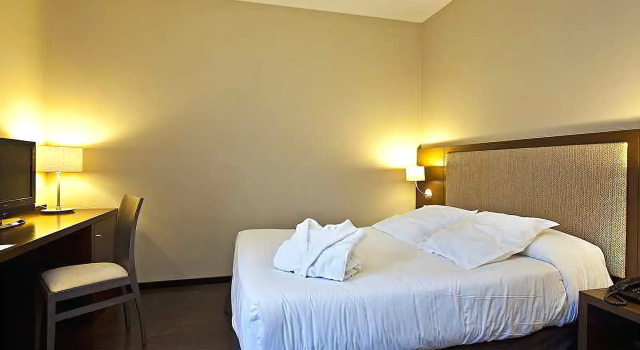 Balneario Elgorriaga Hotel, Book Hotel Elgorriaga Navarre Pyrenees
