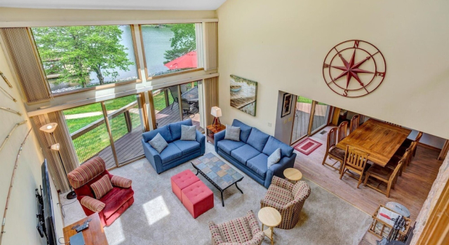 Dancing Water - Sleeps 10, Private Dock, Game Room & Hot Tub, Réserver Maison de vacances Moneta Virginie