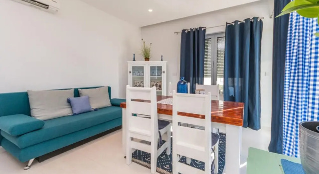 Amazing Apartment in Sukosan With Wifi and 2 Bedrooms, Book Apartment Sukosan Zadar County, near Makarska Beach