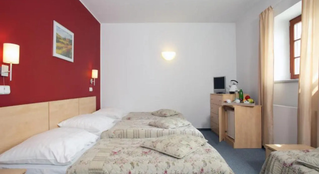Апартаменты Hotel Chvalská Tvrz