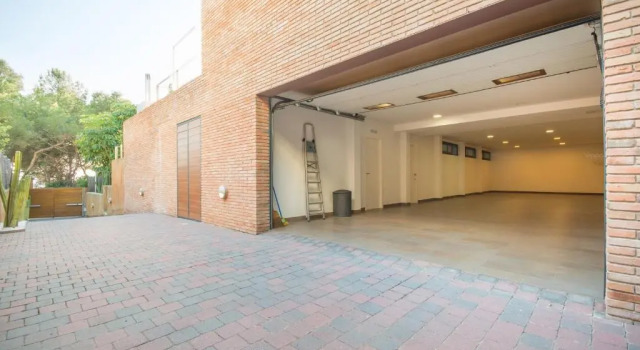 Villa Foixarda near Barcelona, Varaa Villa Hotellit Tarragonès uima-altaalla, Uima-allas