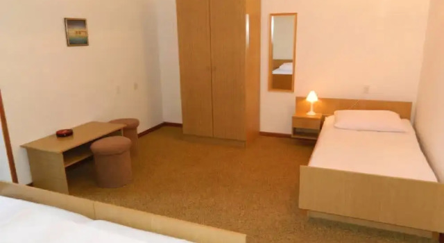 Rooms Nada, Book Hotel Hoteller i Senj med parkering, Parkering