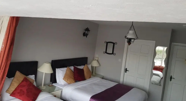 Номер Standard The River's Edge Guest House