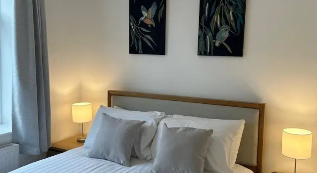 Апартаменты Crescent House Apartments