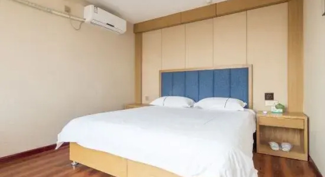 Люкс Deluxe с 2 комнатами Bedom Apartment Zibo Yintai Plaza