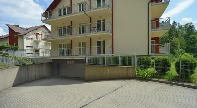 Przytulny Apartament Sun Seasons 24 w Wiśle z Balkonem by Noclegi Renters, Забронировать Апартаменты/квартира Апартаменты Вислы, рядом с Горнолыжный курорт Партечник, Апартаменты/квартира