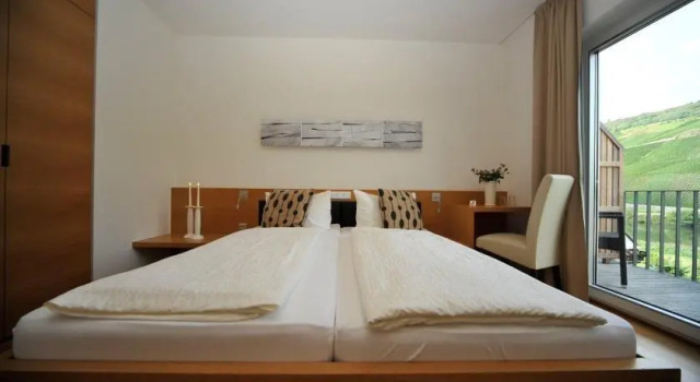 Hotel Heil, Забронировать Отель Лёсних Хунсрюк