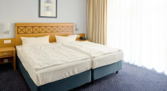 Strandhotel Seestern, Забронировать Отель Отели земли Мекленбург-Передней Померания с питанием, Пансион
