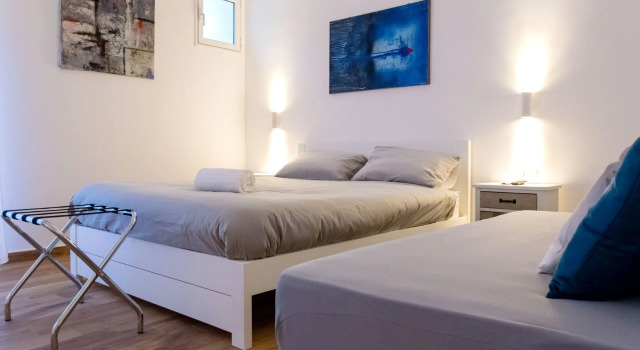 Kala Rooms, Забронировать Отель «постель и завтрак» Отели Палермо с парковкой, рядом с Рынок Балларо, Парковка