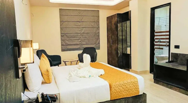 Shrigo Hotels Banaras, Забронировать Отель Отели Варанаси с завтраком, рядом с Торговый квартал Годолия, Завтраки