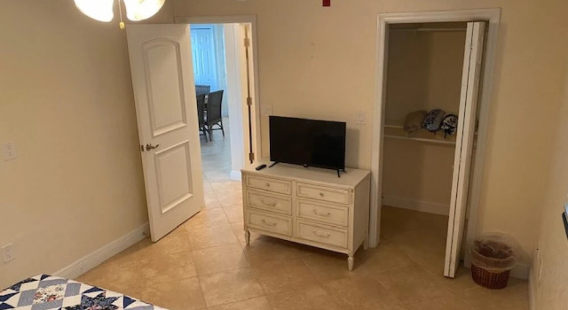 Treasure Island 1 Bedroom, 1 Bathroom, Condominium, 11605