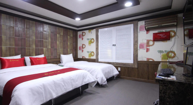 Двухместный номер Standard Jeonju Hotel