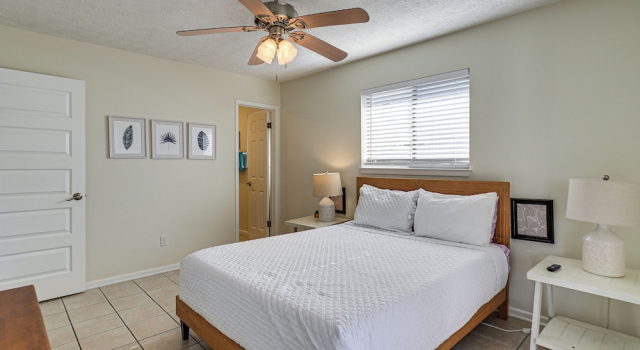 Steps to Sea! Panama City Gem w/ Pet-friendly Yard, Book Feriehus Lower Grand Lagoon USA