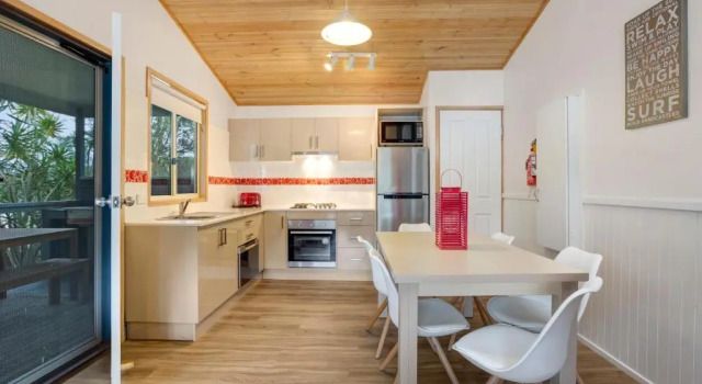 Семейный номер Deluxe Seven Mile Beach Holiday Park