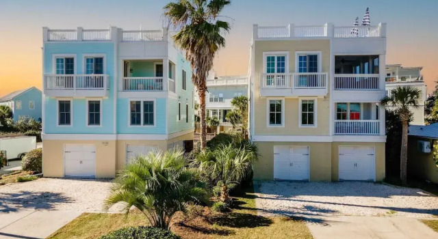 Коттедж Sand Dune & Sea Shell by Avantstay Gorgeous 2 Home Rental w/ 12 BRs