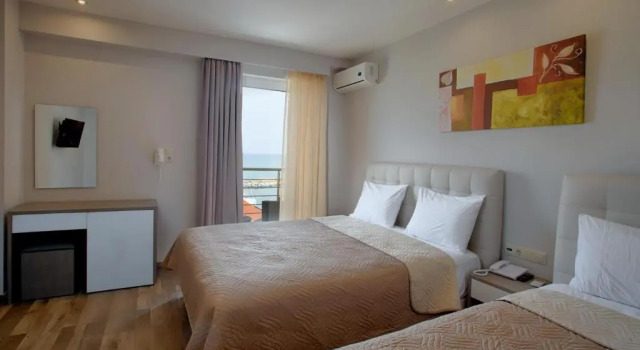Трёхместный номер Deluxe с видом на море Irini Hotel
