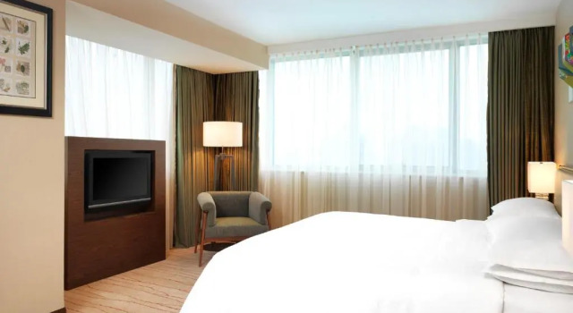Полулюкс Four Points by Sheraton Shanghai, Daning