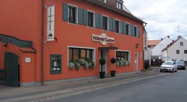 Landgasthof Höfener Garten, Varaa Hotelli Hotellit Baijeri pysäköinnillä, Pysäköinti