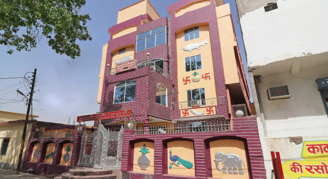Oyo flagship 38000 Vaidehi Bhawan