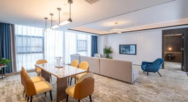 Люкс с видом на город Golden °R Hotel(Shenlongcheng Store of Municipal People's Government)