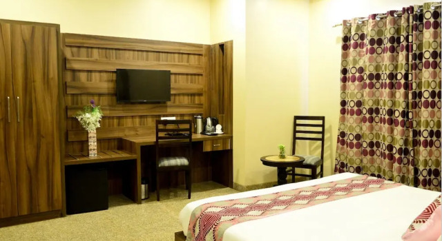 Номер Deluxe hotel neelam paradise