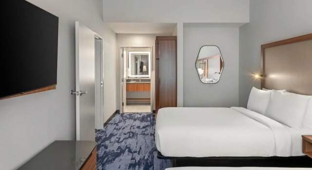 Люкс Fairfield Inn & Suites Austin Downtown