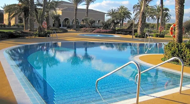 Номер Superior с красивым видом из окна Hotel AR Golf Almerimar