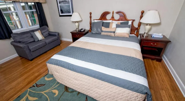 Номер Deluxe Colonial Inn Seekonk