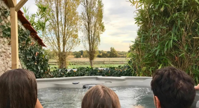 Коттедж Domaine Des Coutelleries