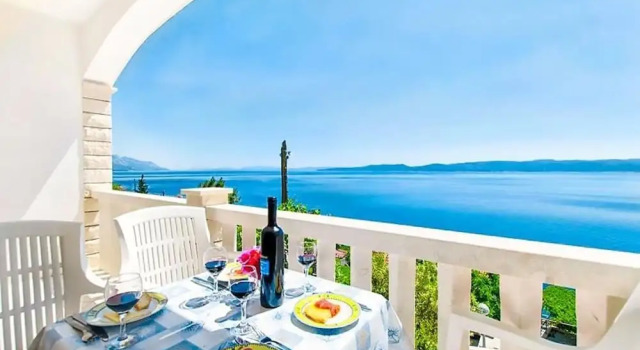 Neve - 100 m From Pebble Beach - A3, Rezerwuj Hotel Hotele w Split Region z parkingiem, Parking
