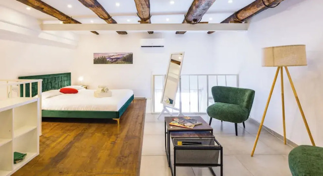 Toledo Heights by Napoliapartments, Buchen Sie Ferienwohnung Neapel Kampanien