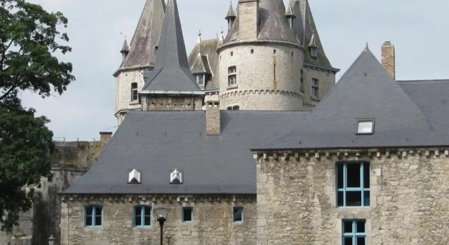 Апартаменты Les Roques Apartments in historical Monastery