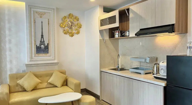 Студия Lavender II Hotel