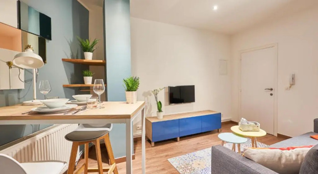 Downtown Brussels Studio, Забронировать Отель Брюссель Брюссельский столичный регион, рядом с Нотр-Дам-Дю-Саблон