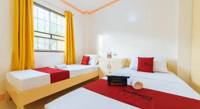 Номер Standard RedDoorz @ Q Abeto Street Mandurriao