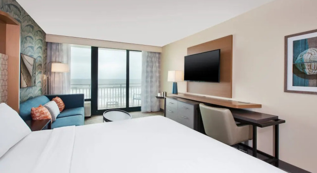 Номер Standard с балконом Holiday Inn Va Beach-Oceanside 21st St by IHG