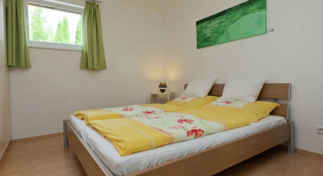 Mod Apartment in Bruck An Der Großglocknerstraße with Garden
