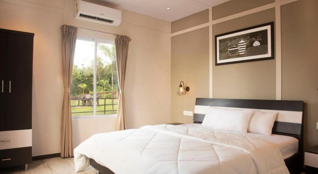 Valukeshwar beach house