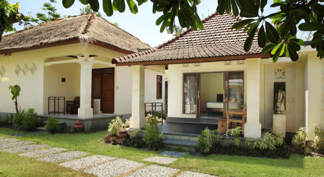 Puri Rinjani Bungalows, Book Hotel Hotels in Lombok with Parking, Parking