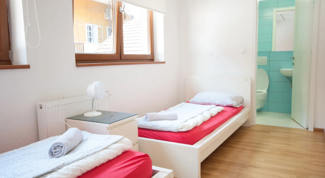Rooms Sincere 1830
