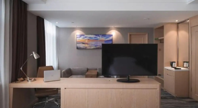 Vienna International Hotel(Qingdao Liuting Airport High Speed Railway North Station), Book Hotel Liuting Shandong