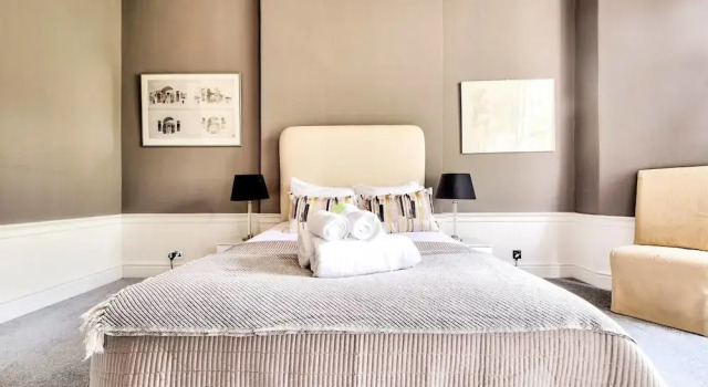 Heart of the New Town Luxury Apartment