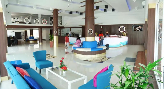 Кровать в общем номере Bed By Cruise Hotel At Samakkhi-Tivanont