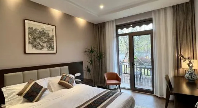 Номер Standard Fragrant Hills Holiday Business Hotel