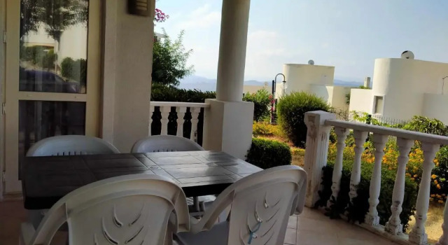 Апартаменты Flamingo Site, Garden Floor Daily Rent Apartment, Lake and Natural View, in Bodrum, A21