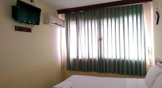 Wattana Trang Hotel