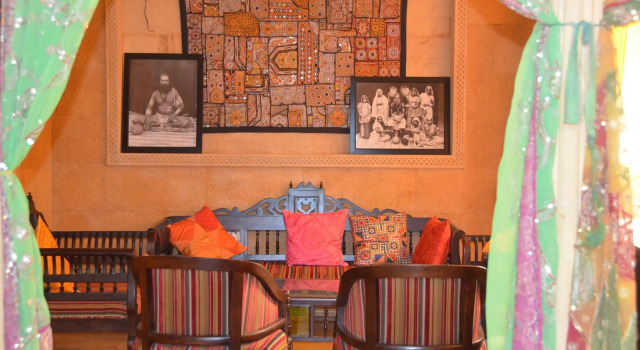 The Golden House Jaisalmer, Забронировать Отель «постель и завтрак» Отели штата Раджастхана с парковкой, Парковка