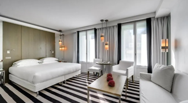 Полулюкс с балконом Hôtel Le A - Champs-Elysées