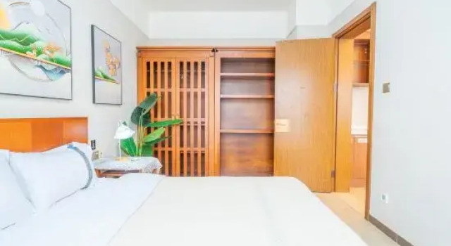 Люкс с 2 комнатами с балконом и с видом на сад Linglong Boutique Vacation Apartment (Vanke Lakeside Vacation Park)
