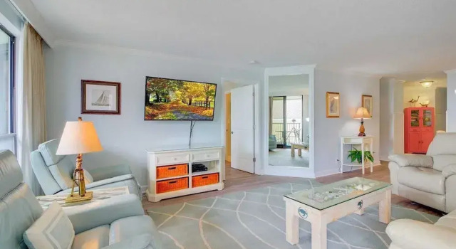 311 Summerhouse by Avantstay Beach Views Access to Community Pool